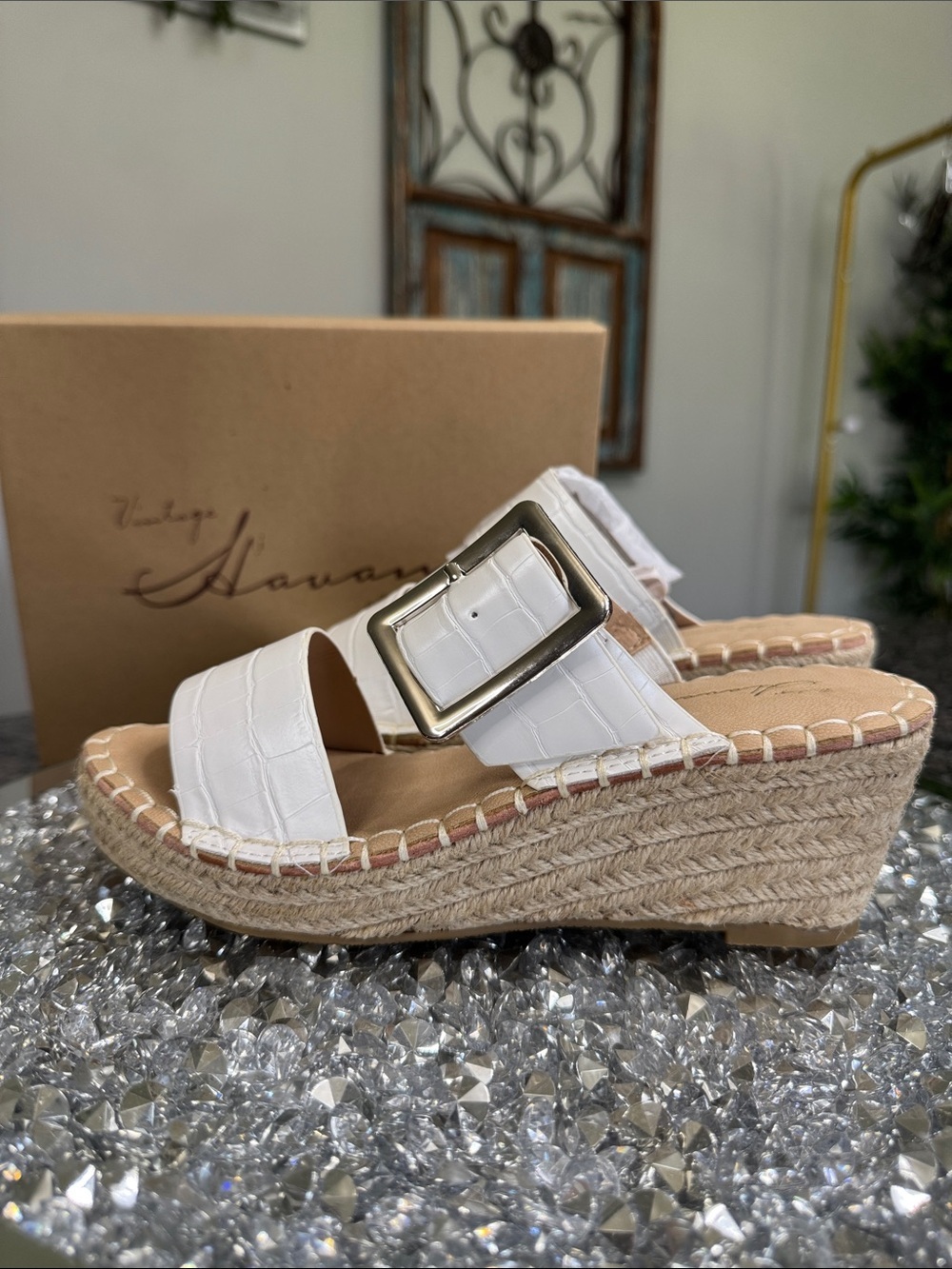 Vintage Havana Robin White Croc-Texture Espadrille Wedge Sandals Buckle NEW 7